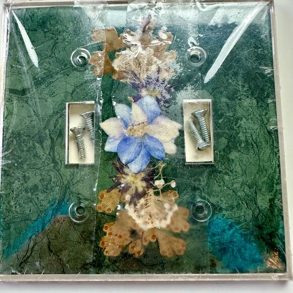 Switch Plate by Lasting Impressions Acrylic & Dried Flowers Green Decor Unused - Picture 4 of 6